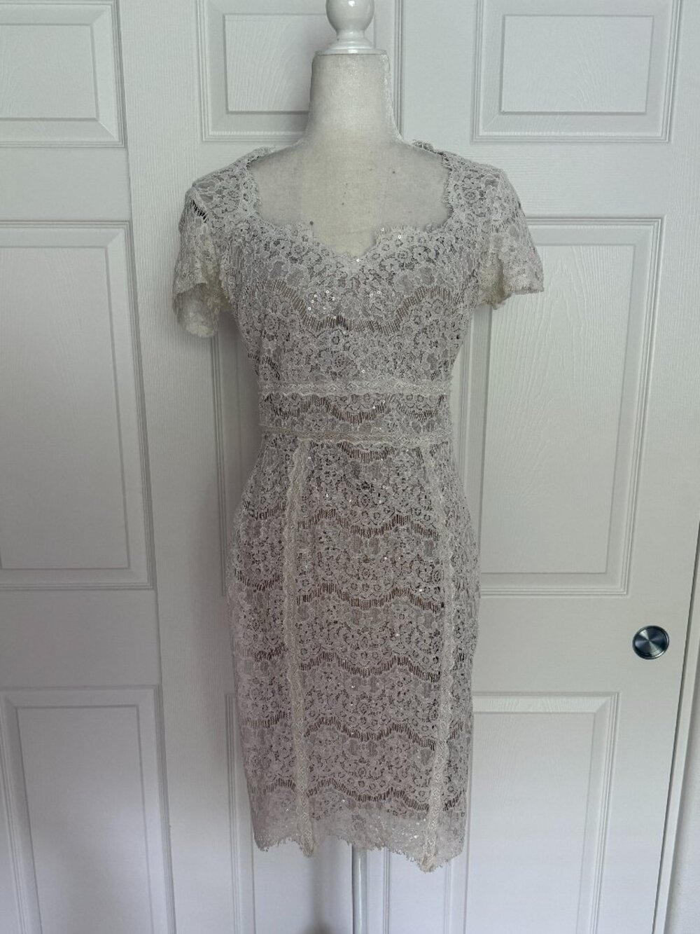 Violets & Roses White Ivory Cream Lace Capsleeve mini dress